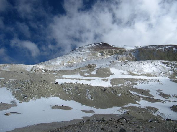 Volcán Aucanquilcha - Wikiexplora