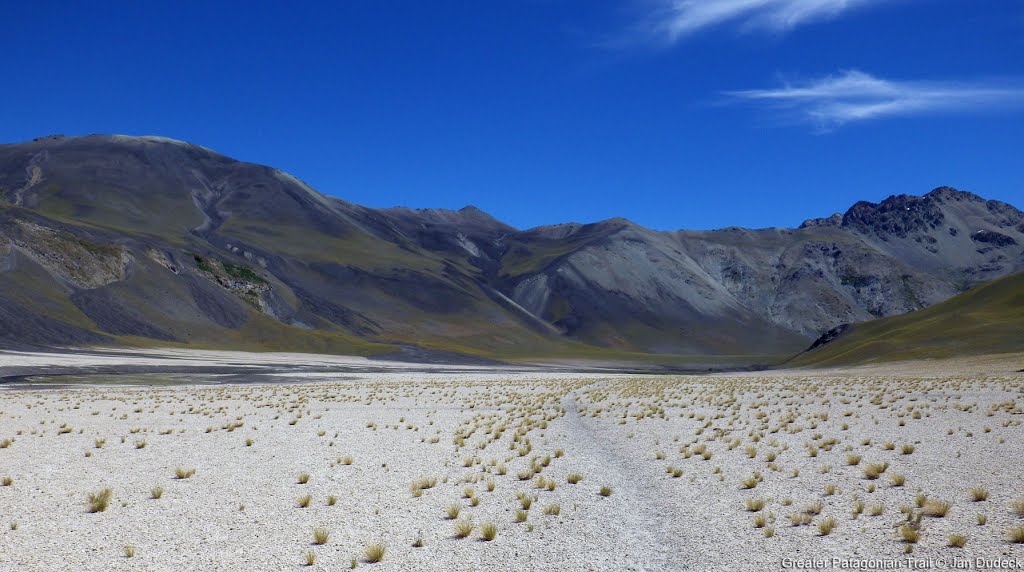 37 Greater Patagonian Trail, Volcan Descabezado.jpg