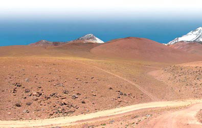 Acceso al Volcán Llullaillaco. Imagen: Banco de Chile
