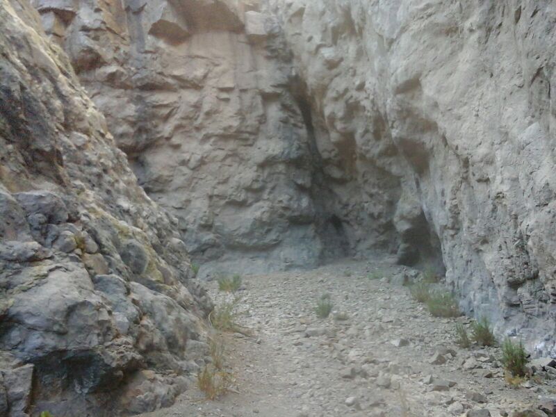 Archivo:Paredes Cajón Puclaro.jpg
