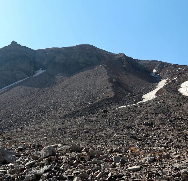 Archivo:Cerro Polvareda.jpg