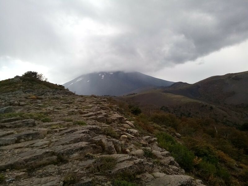 Archivo:Lonq3 copy 1600x1200.jpg