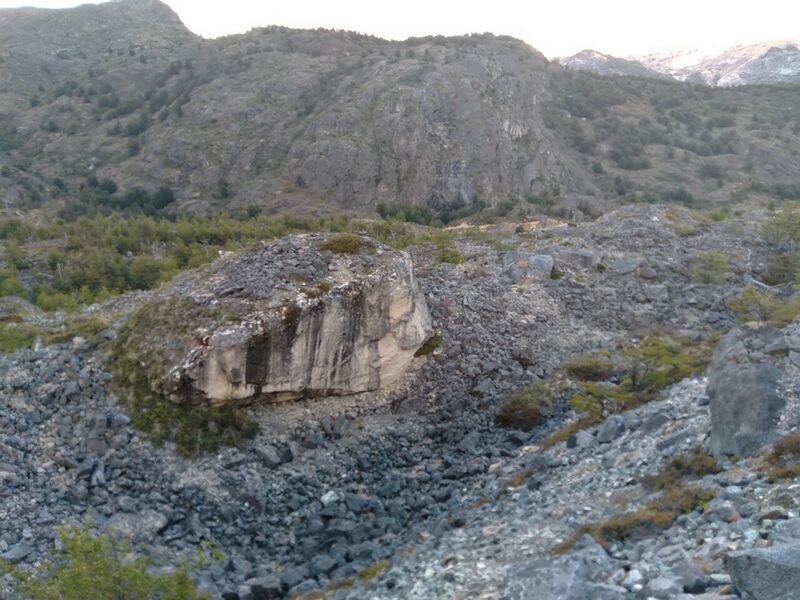 Archivo:Roca Calluqueo.jpg