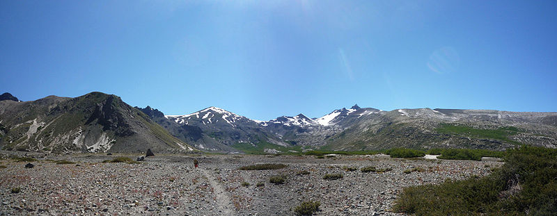 Archivo:Valle del Indio Parque Ingles.jpg